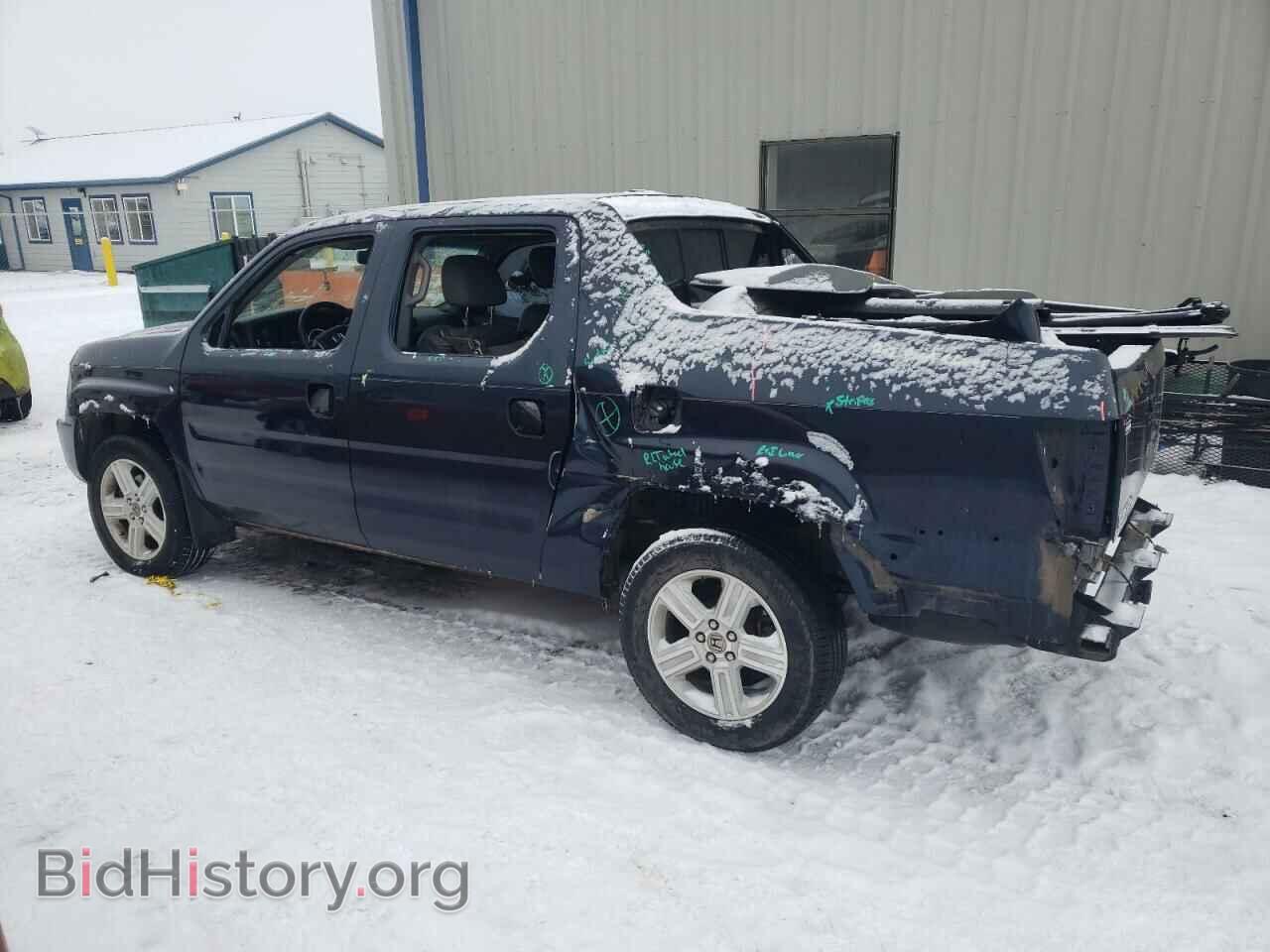2011 HONDA RIDGELINE - VIN: 5FPYK1F55BB011660 - Фото 2