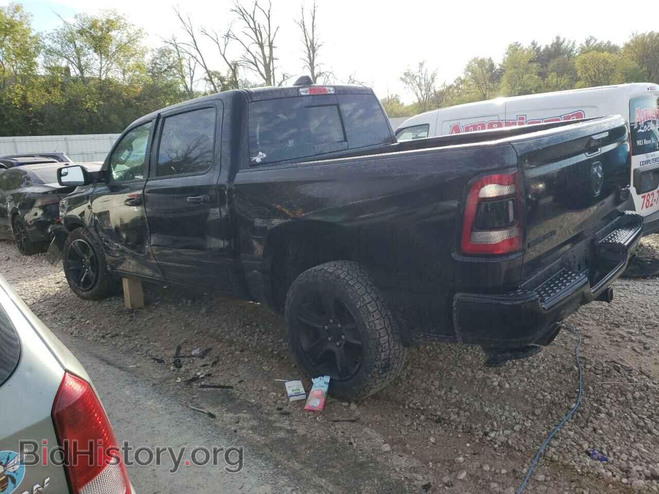 2021 RAM 1500 - VIN: 1C6SRFFTXMN724460 - Фото 2