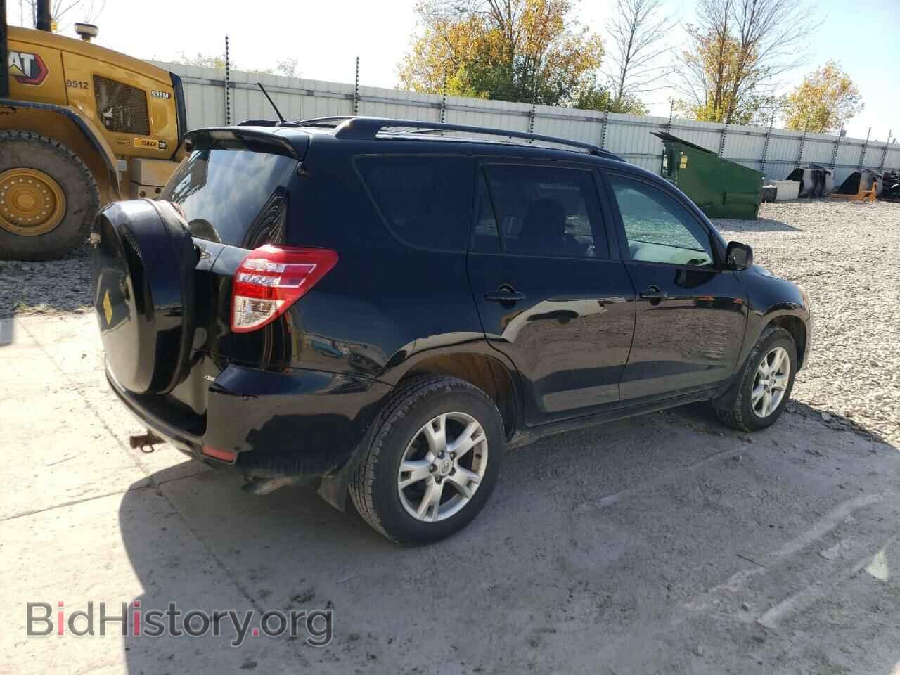 2011 TOYOTA RAV4 - VIN: 2T3BF4DV8BW134208 - Фото 3