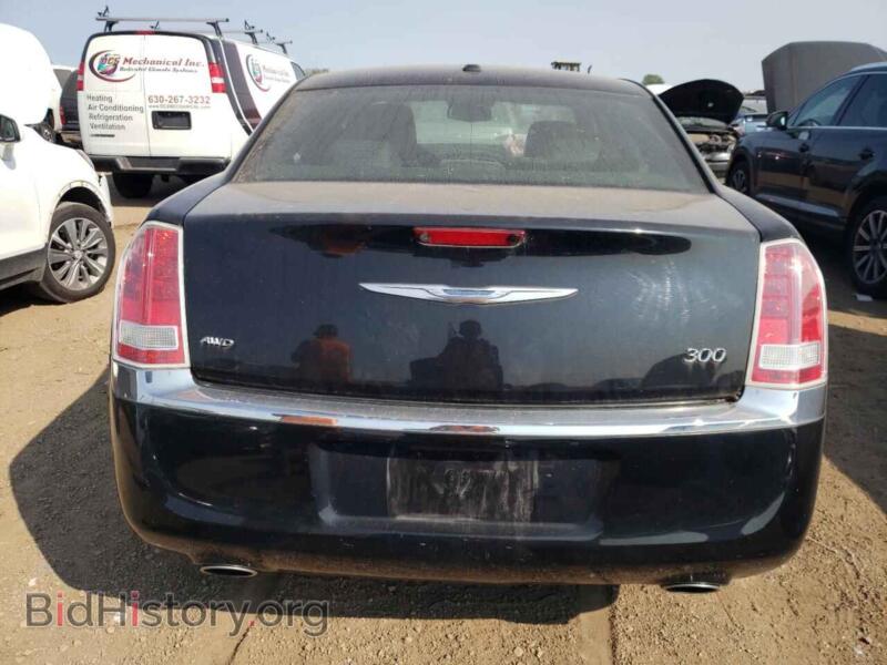 2014 Chrysler 300 (VIN 2C3CCARG1EH297345) — photo 6 of 13