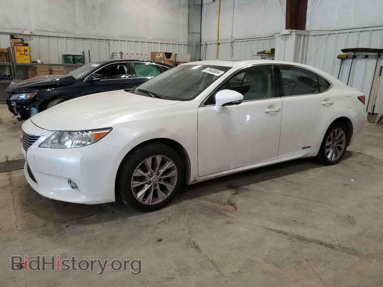 Фотография JTHBW1GG8E2062692 - LEXUS ES300 2014