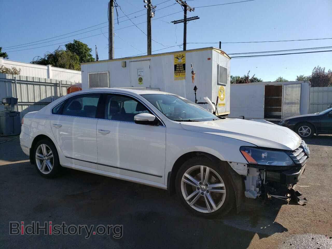 2015 VOLKSWAGEN PASSAT - VIN: 1VWCV7A35FC065074 - Фото 4