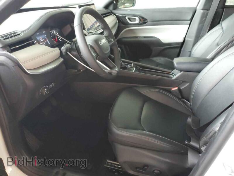 2025 Jeep COMPASS (VIN 3C4NJDCN6ST593564) — photo 7 of 13