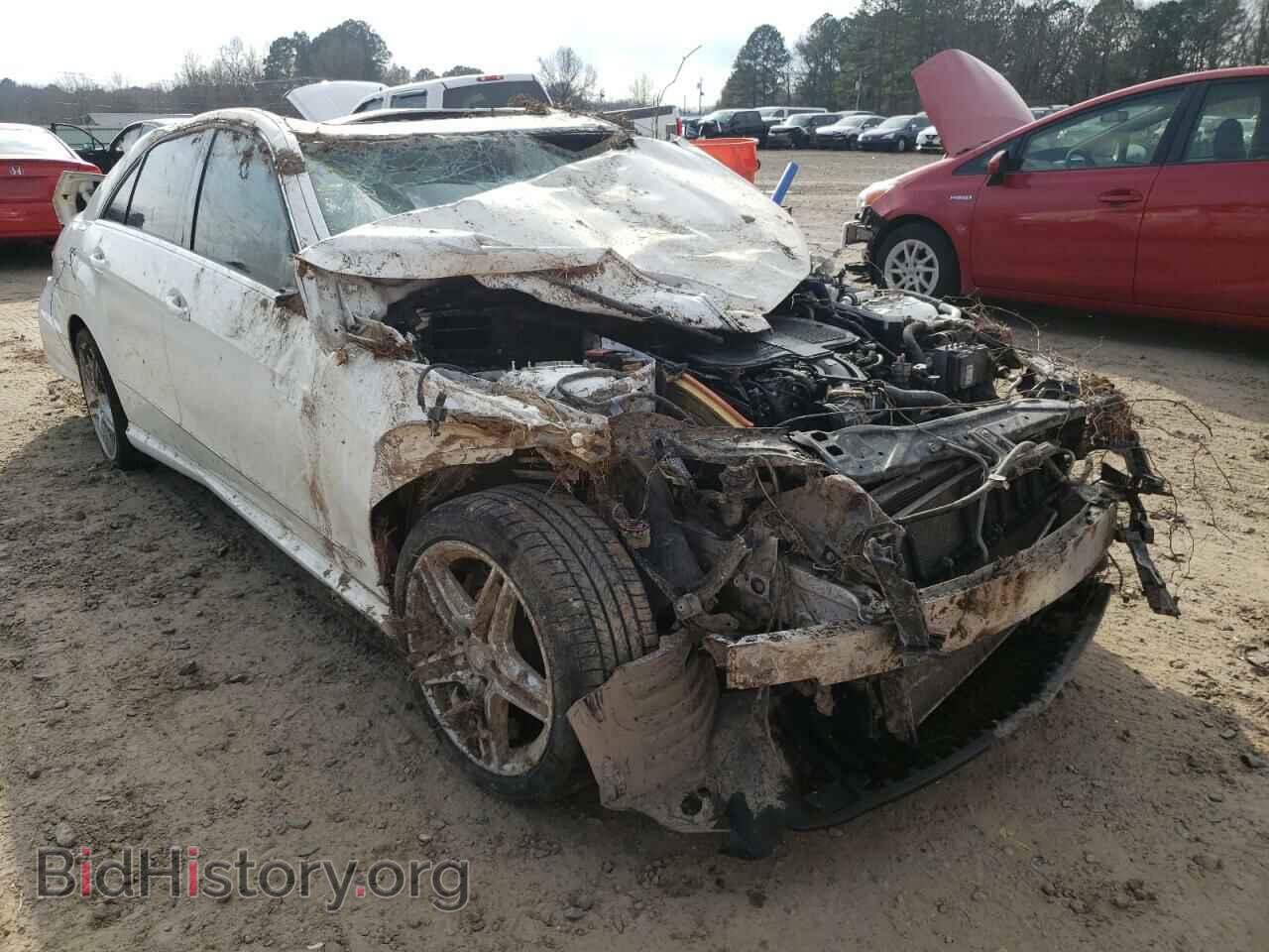 Photo WDDHF5KB6DA746200 - MERCEDES-BENZ E-CLASS 2013