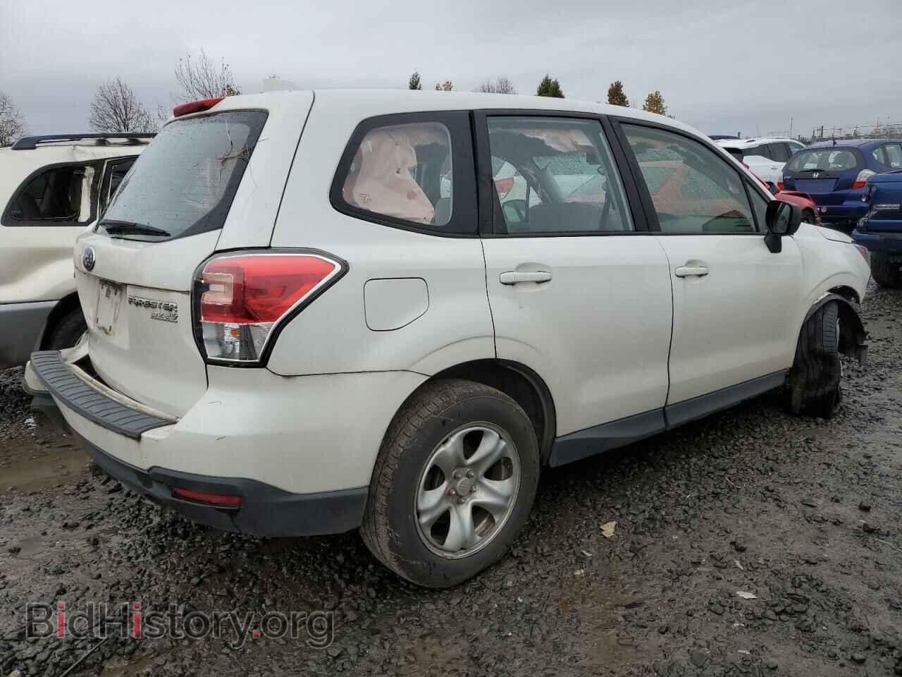 2017 SUBARU FORESTER - VIN: JF2SJAAC3HG558885 - Фото 3