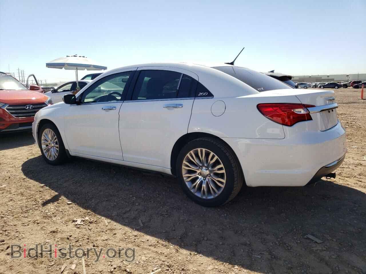 2012 CHRYSLER 200 - VIN: 1C3CCBCG3CN226909 - Фото 2