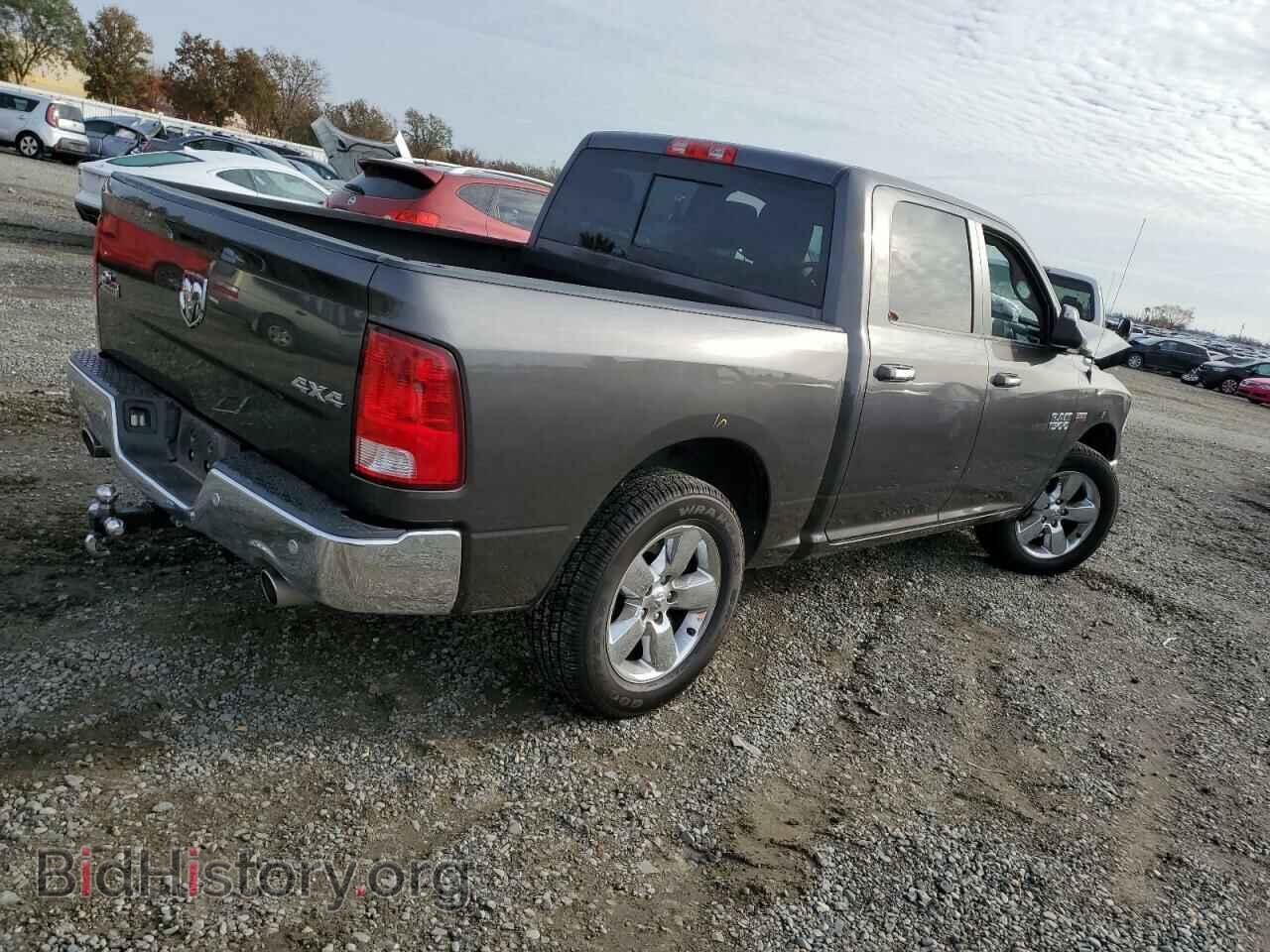 2017 RAM 1500 - VIN: 3C6RR7LT8HG511188 - Фото 3
