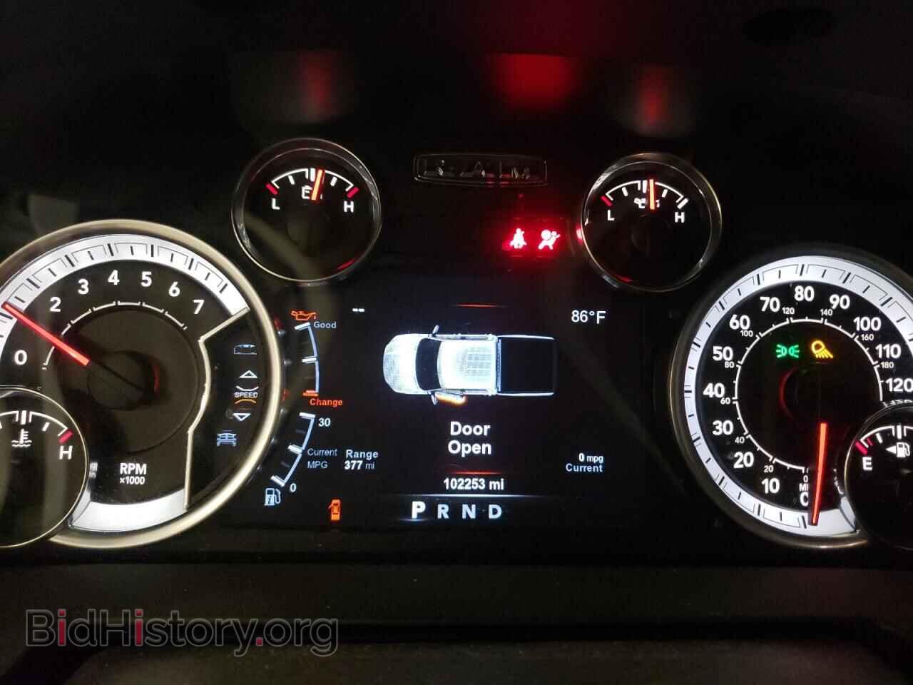 2018 RAM 1500 - VIN: 1C6RR7MT5JS166652 - Фото 9