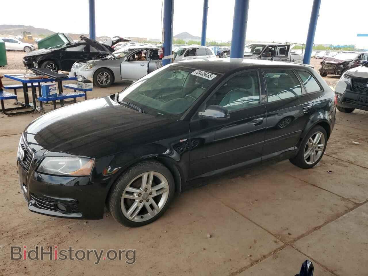 Фотография WAUKJAFM7BA075424 - AUDI A3 2011