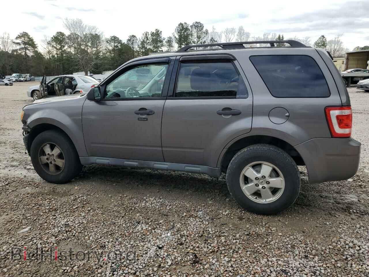 2011 FORD ESCAPE - VIN: 1FMCU0D70BKB69964 - Photo 2