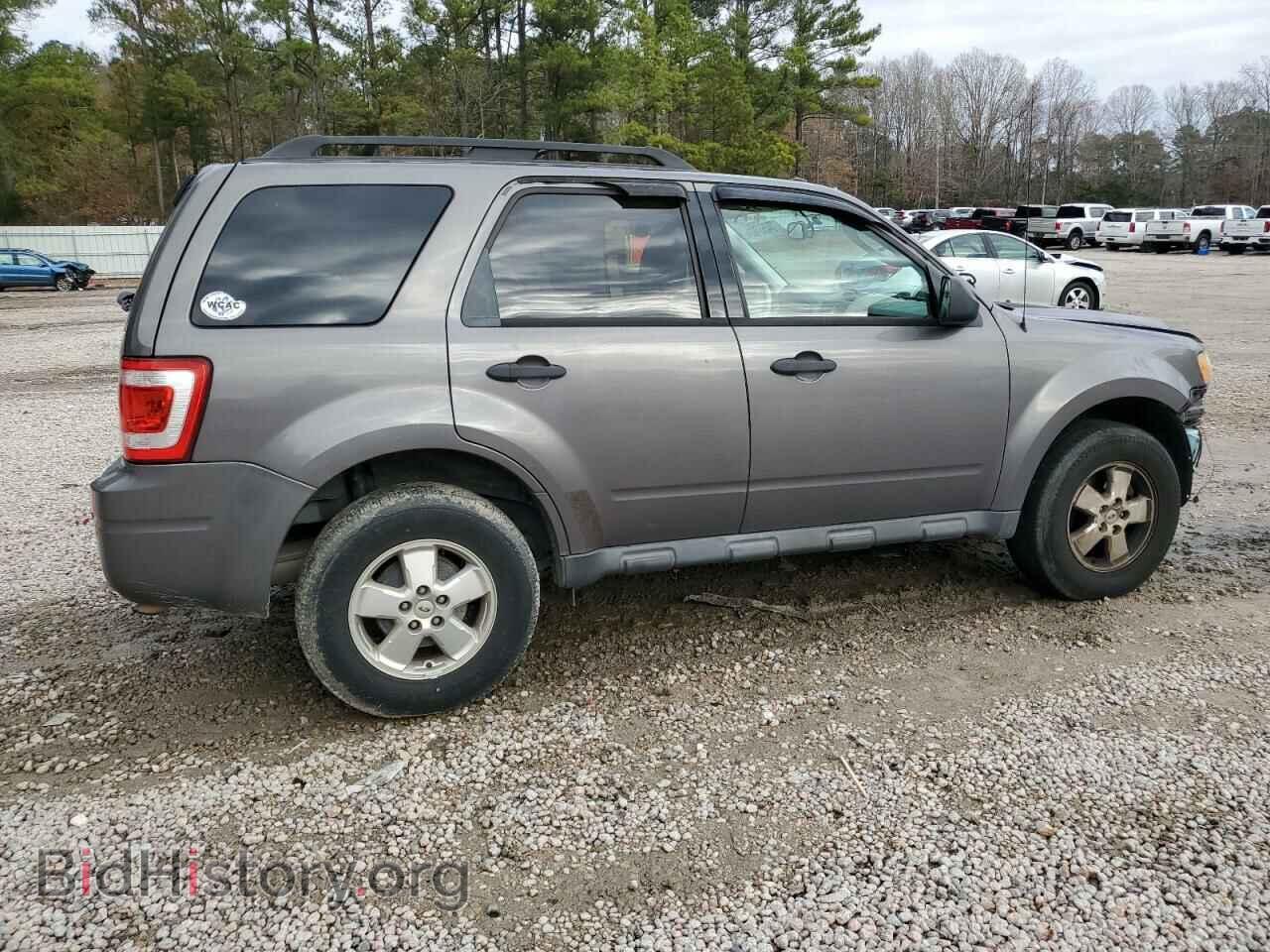 2011 FORD ESCAPE - VIN: 1FMCU0D70BKB69964 - Photo 3