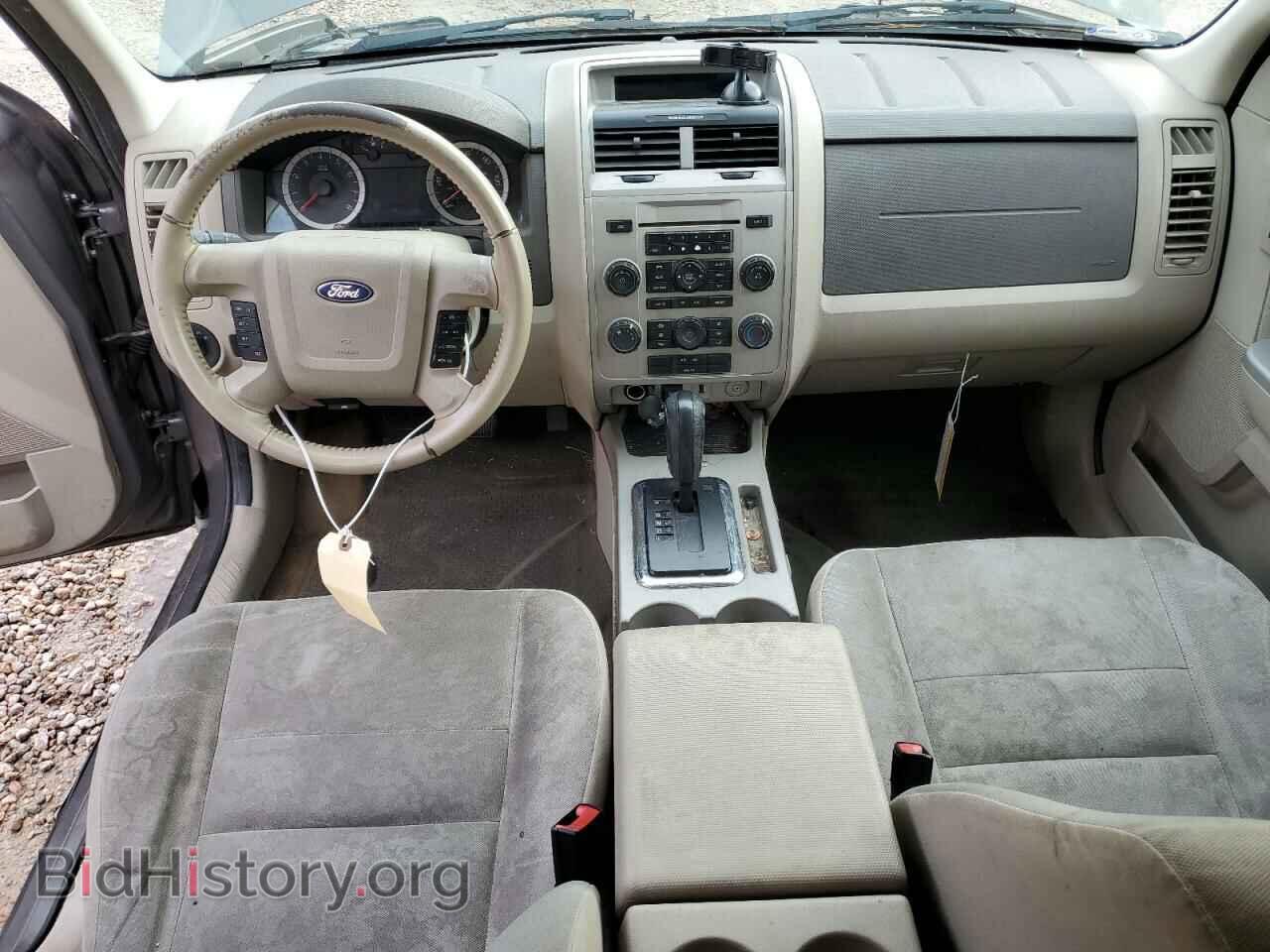 2011 FORD ESCAPE - VIN: 1FMCU0D70BKB69964 - Photo 8
