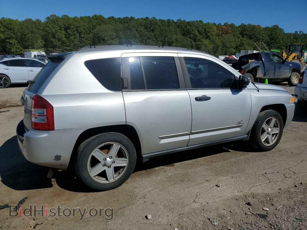 2010 JEEP COMPASS - VIN: 1J4NT4FB2AD506737 - Фото 3