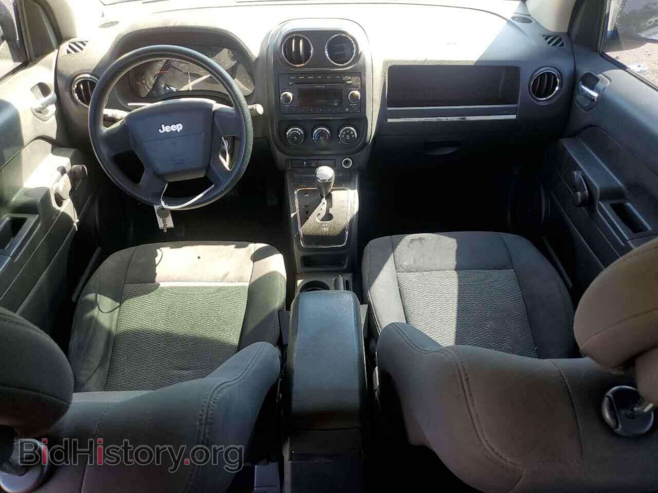 2010 JEEP COMPASS - VIN: 1J4NT4FB2AD506737 - Фото 8