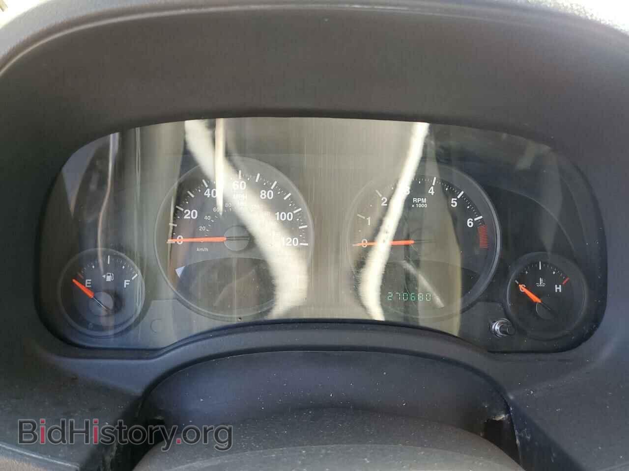 2010 JEEP COMPASS - VIN: 1J4NT4FB2AD506737 - Фото 9