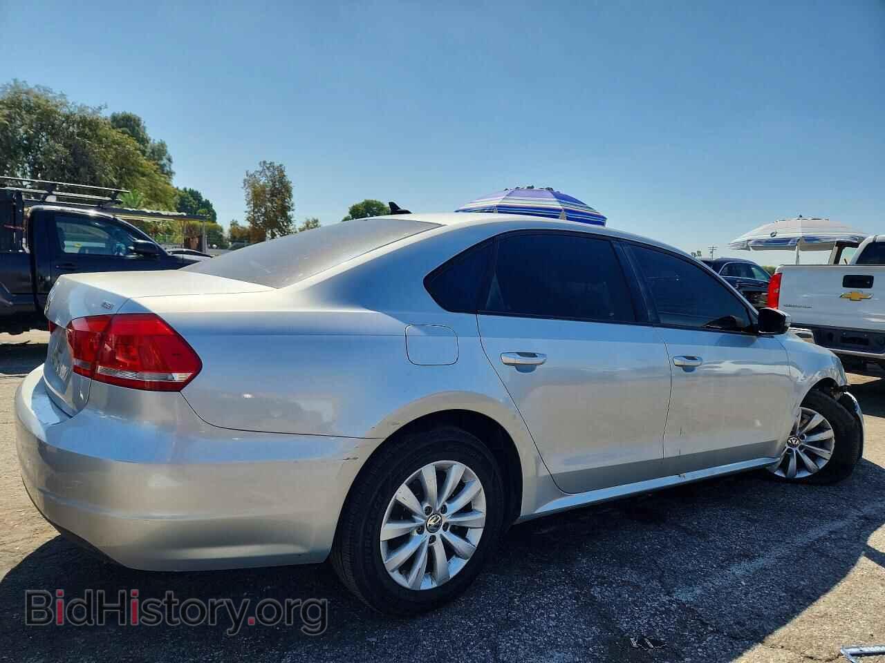 2014 VOLKSWAGEN PASSAT - VIN: 1VWAT7A33EC027290 - Photo 3