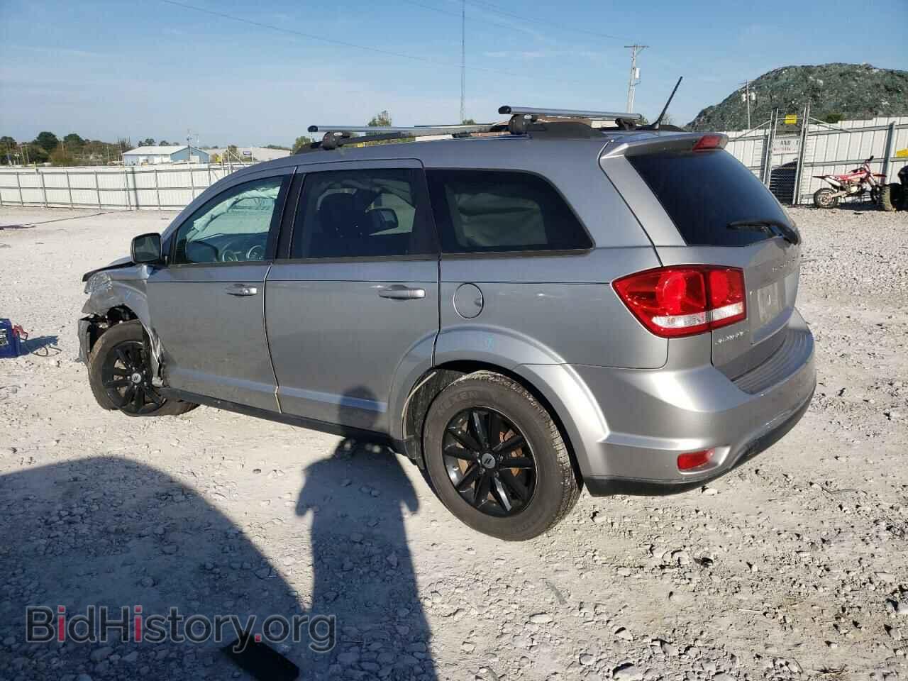 2018 DODGE JOURNEY - VIN: 3C4PDCBB8JT319587 - Фото 2
