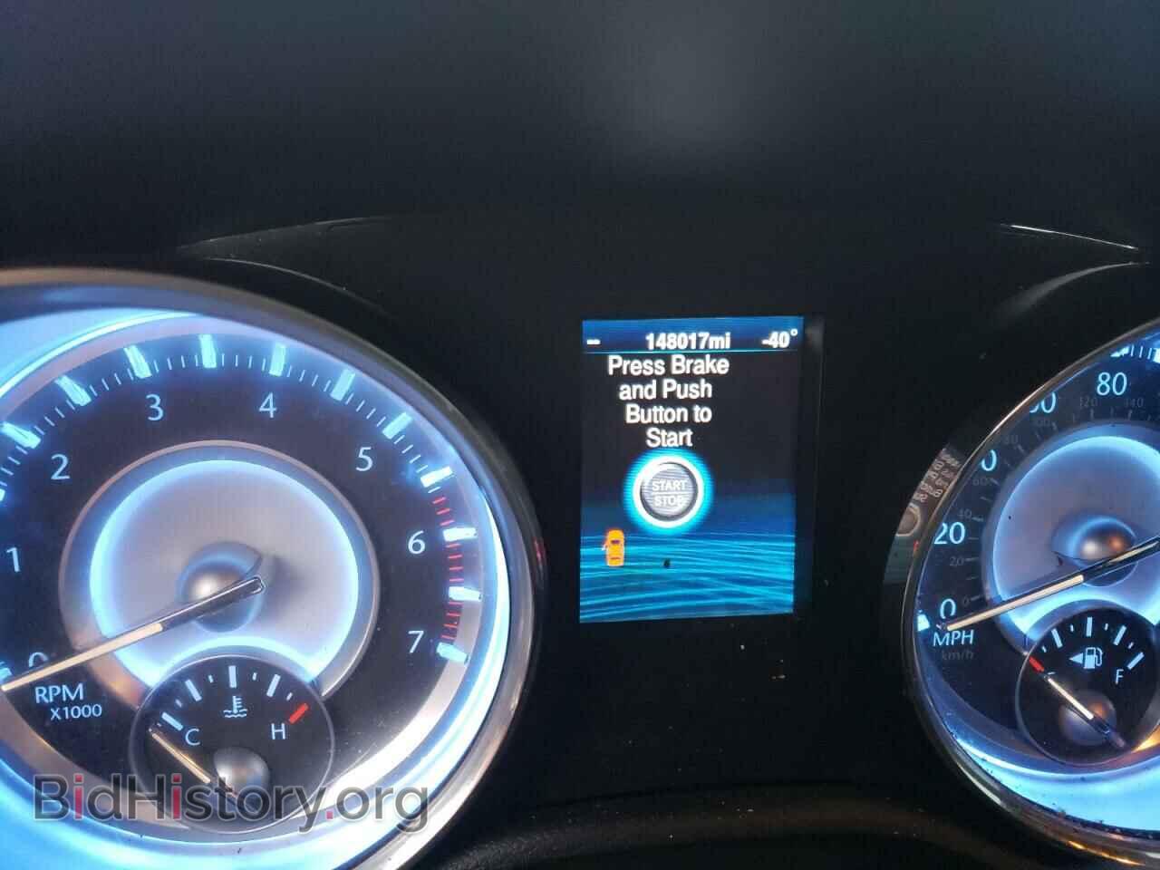 2014 CHRYSLER 300 - VIN: 2C3CCAET8EH169526 - Фото 9