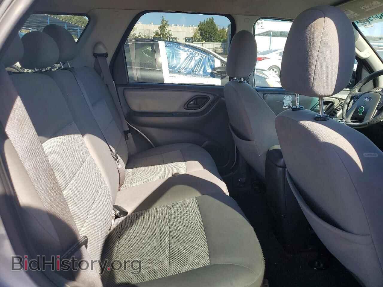 2005 FORD ESCAPE - VIN: 1FMCU03155KC23034 - Фото 11