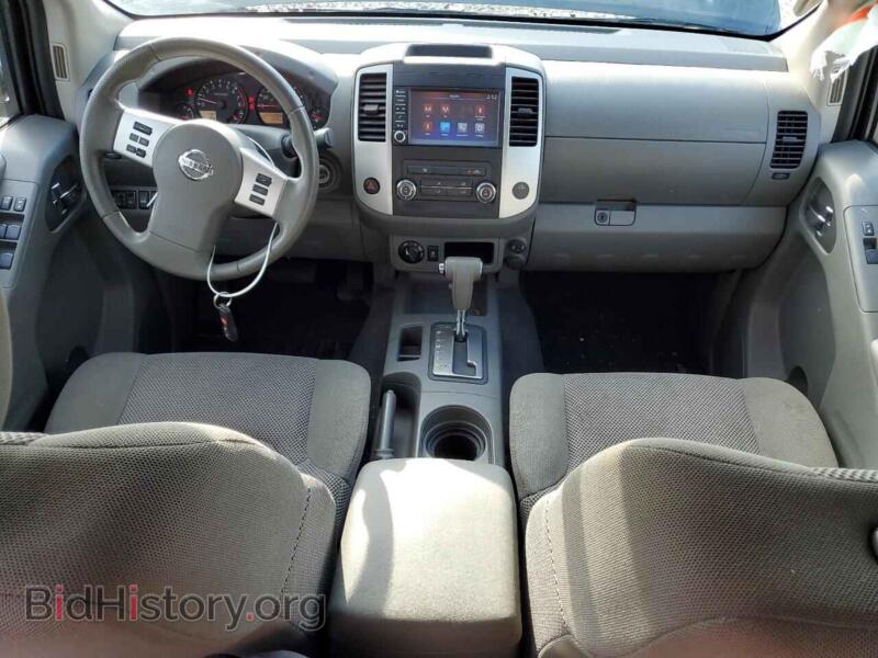 2019 Nissan FRONTIER (VIN 1N6AD0EV4KN769696) — photo 8 of 12