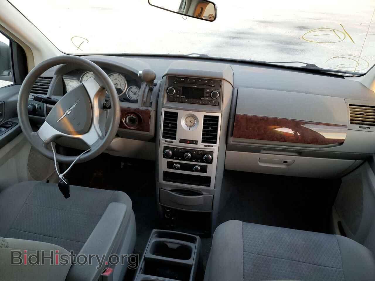 2009 CHRYSLER MINIVAN - VIN: 2A8HR44E69R659752 - Фото 8