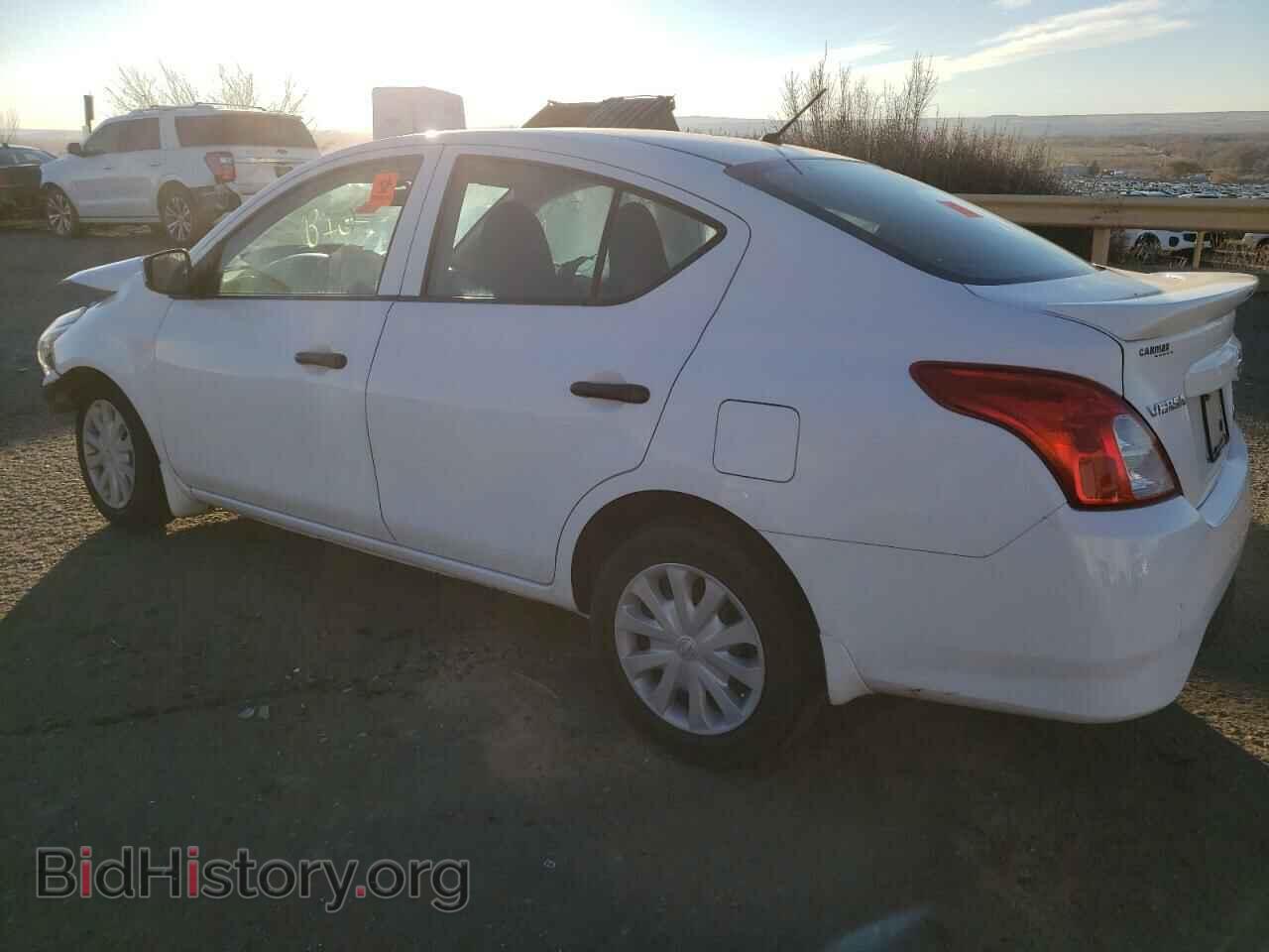 2016 NISSAN VERSA - VIN: 3N1CN7AP1GL889992 - Фото 2