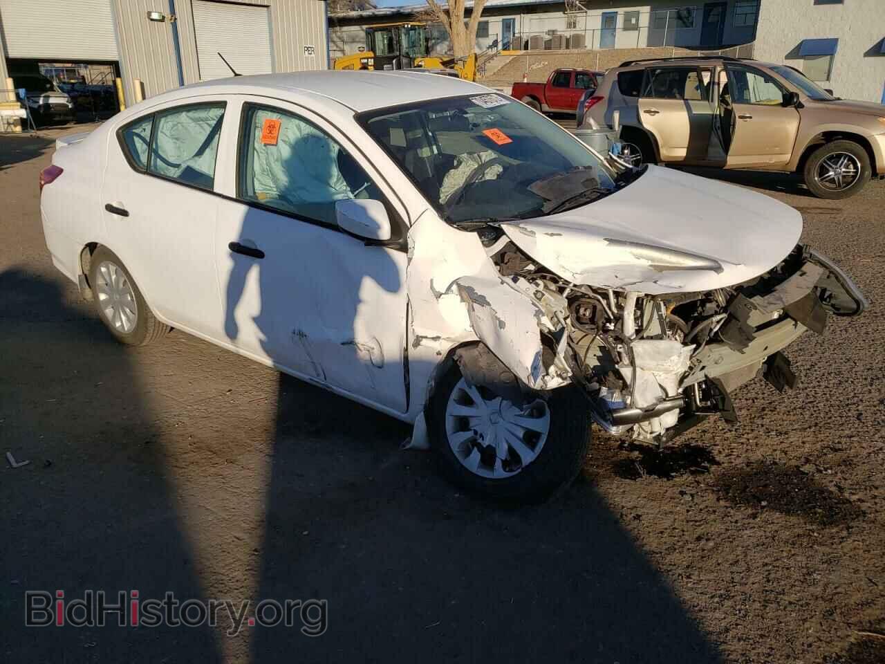 2016 NISSAN VERSA - VIN: 3N1CN7AP1GL889992 - Фото 4
