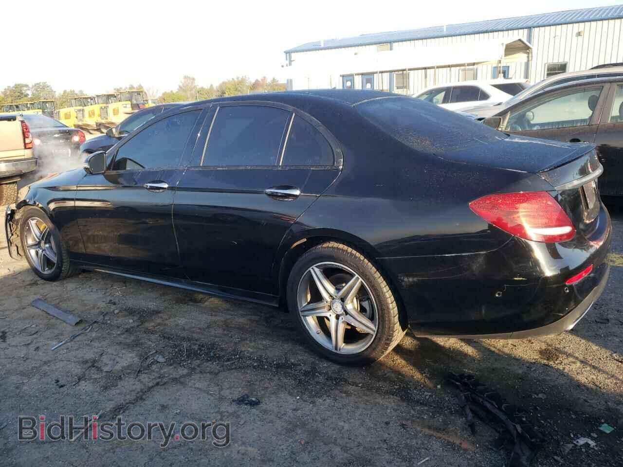 2017 MERCEDES-BENZ E-CLASS - VIN: WDDZF4KB2HA104058 - Фото 2