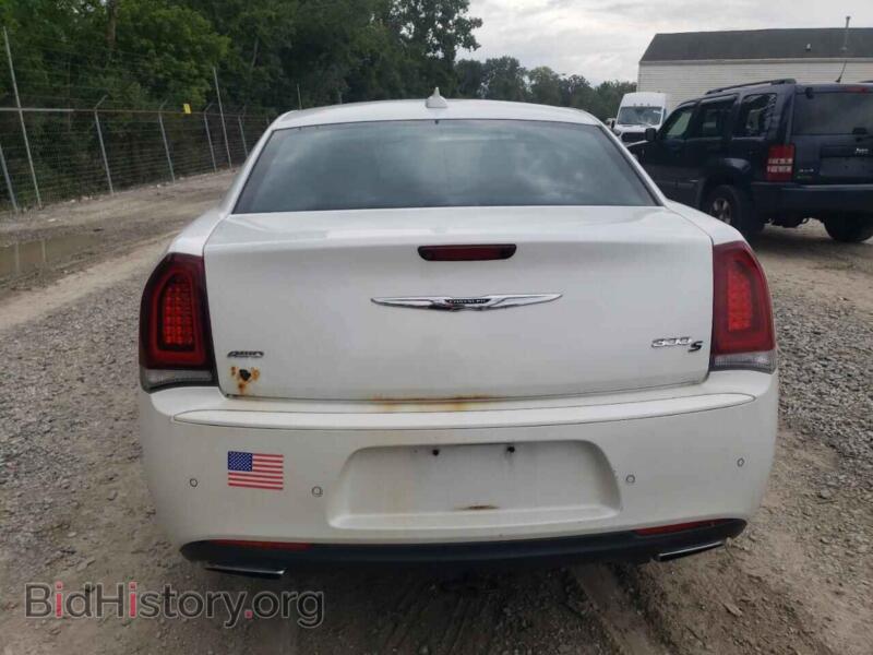 2016 Chrysler 300 (VIN 2C3CCAGG5GH136082) — фото 6 из 12