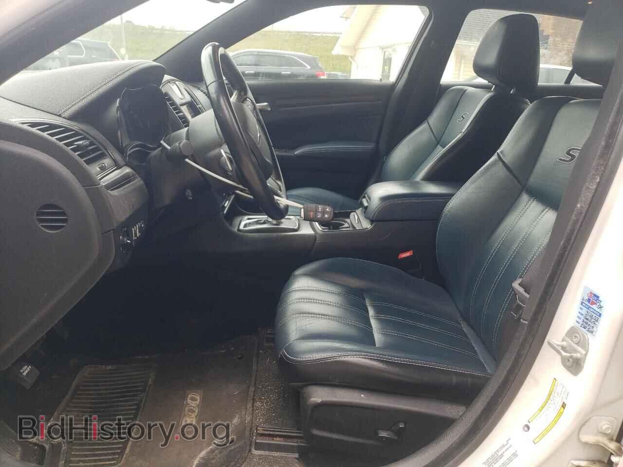 2016 CHRYSLER 300 - VIN: 2C3CCAGG5GH136082 - Фото 7