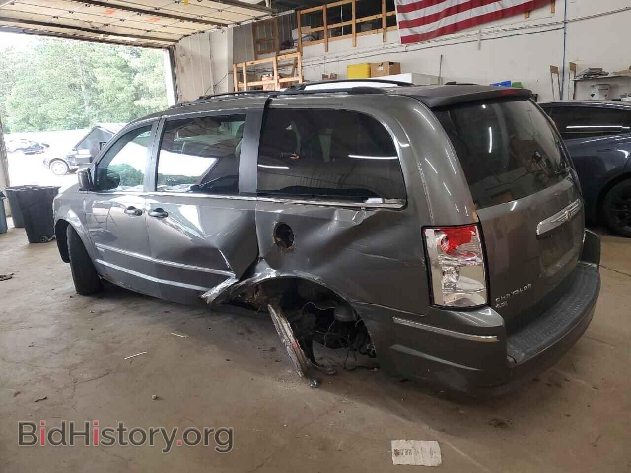 2010 CHRYSLER MINIVAN - VIN: 2A4RR5DX0AR298844 - Фото 2