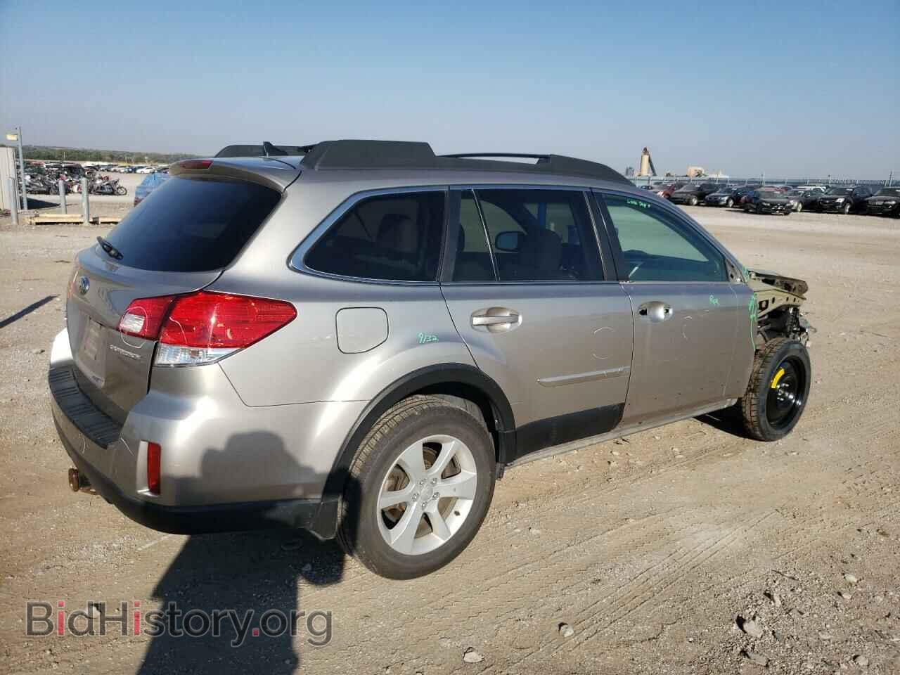 2014 SUBARU OUTBACK - VIN: 4S4BRCCC6E3286850 - Photo 3