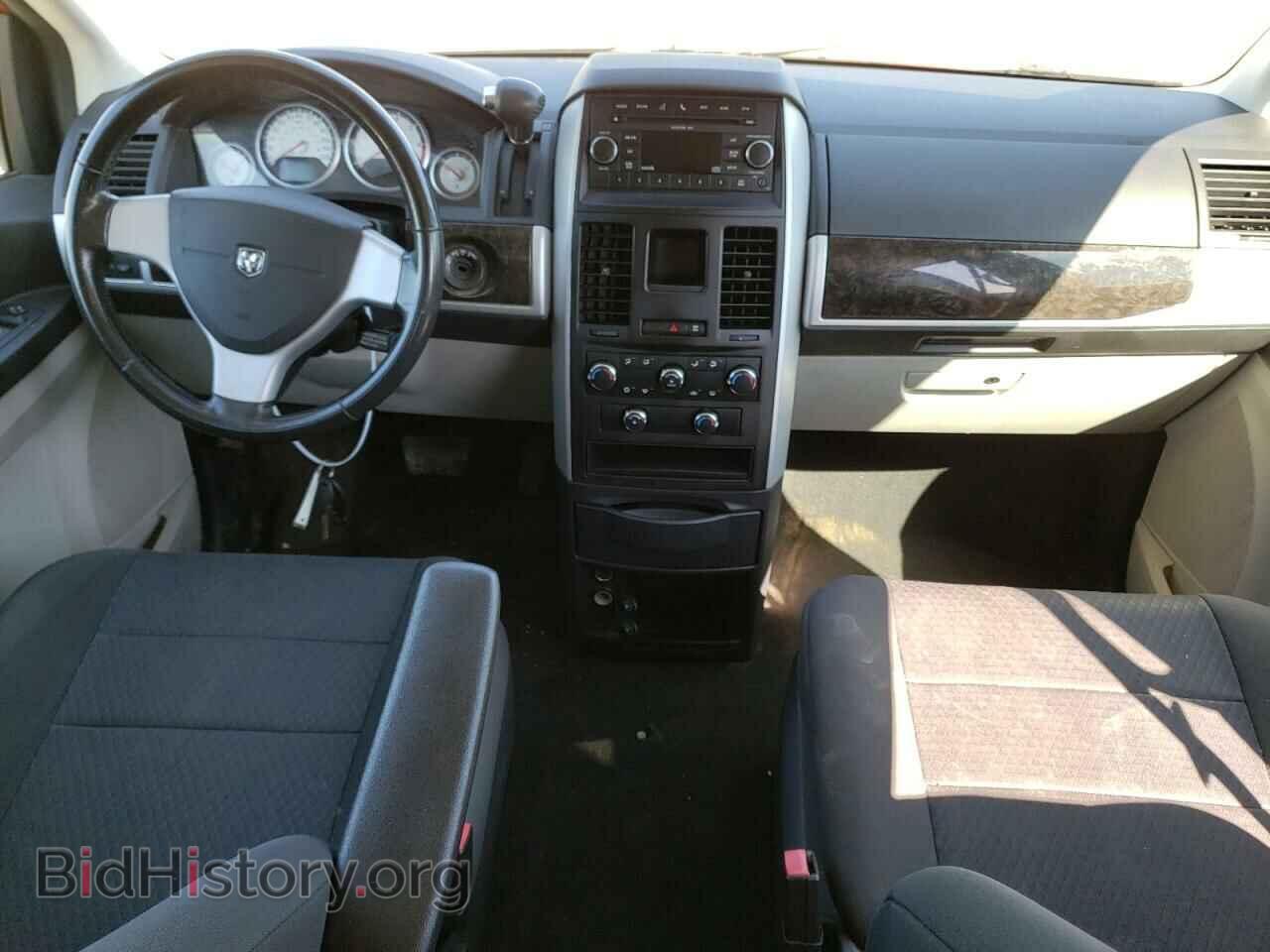 2010 DODGE CARAVAN - VIN: 2D4RN5D19AR119989 - Фото 8