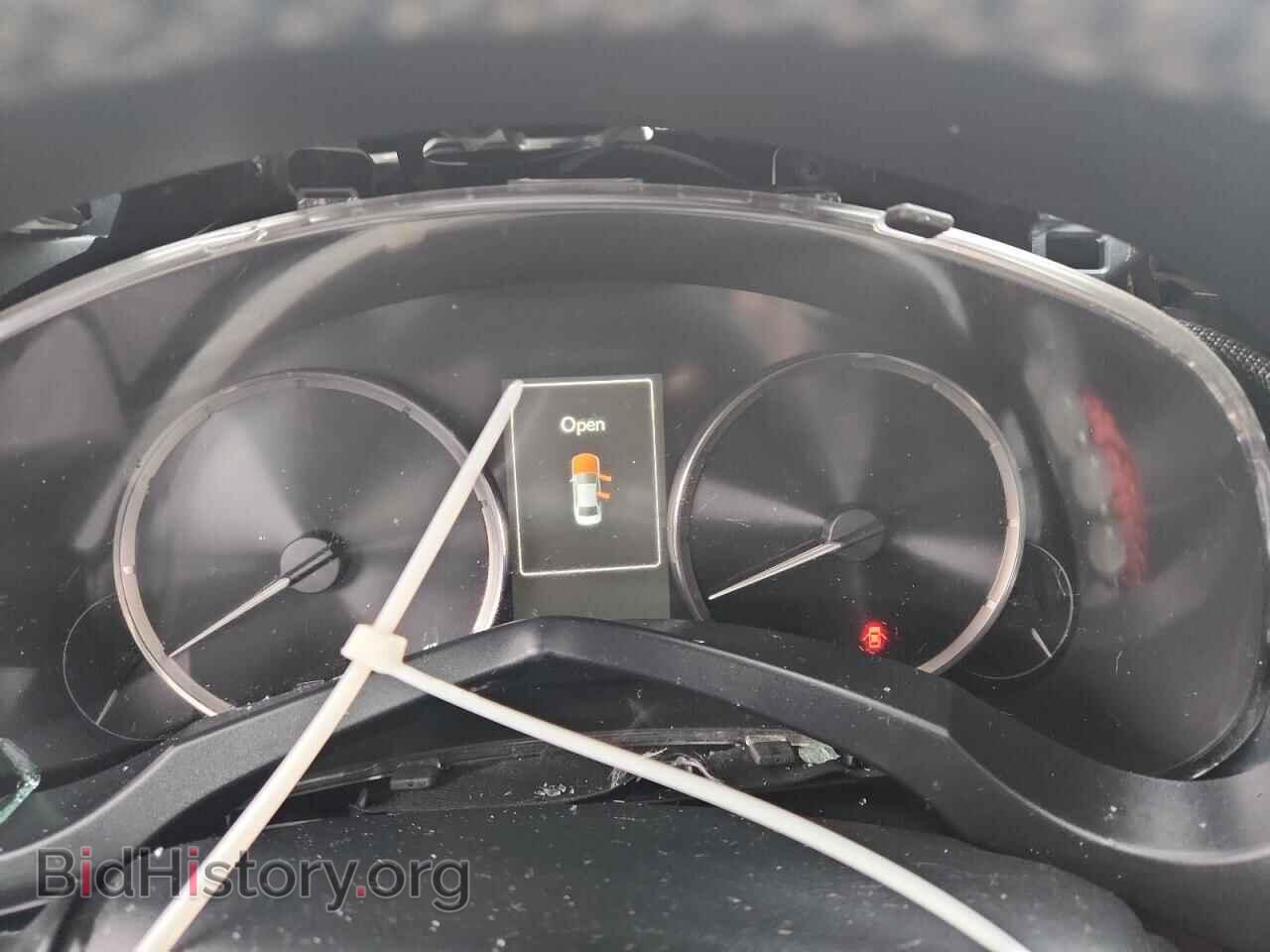 2018 LEXUS IS - VIN: JTHBA1D24J5064620 - Photo 9