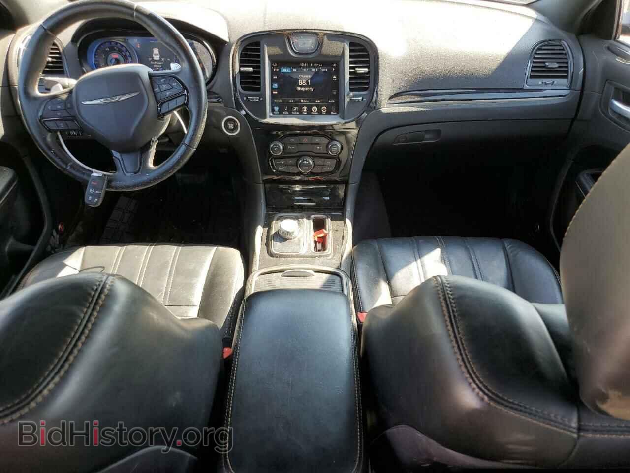 2016 CHRYSLER 300 - VIN: 2C3CCAGG3GH304673 - Фото 8