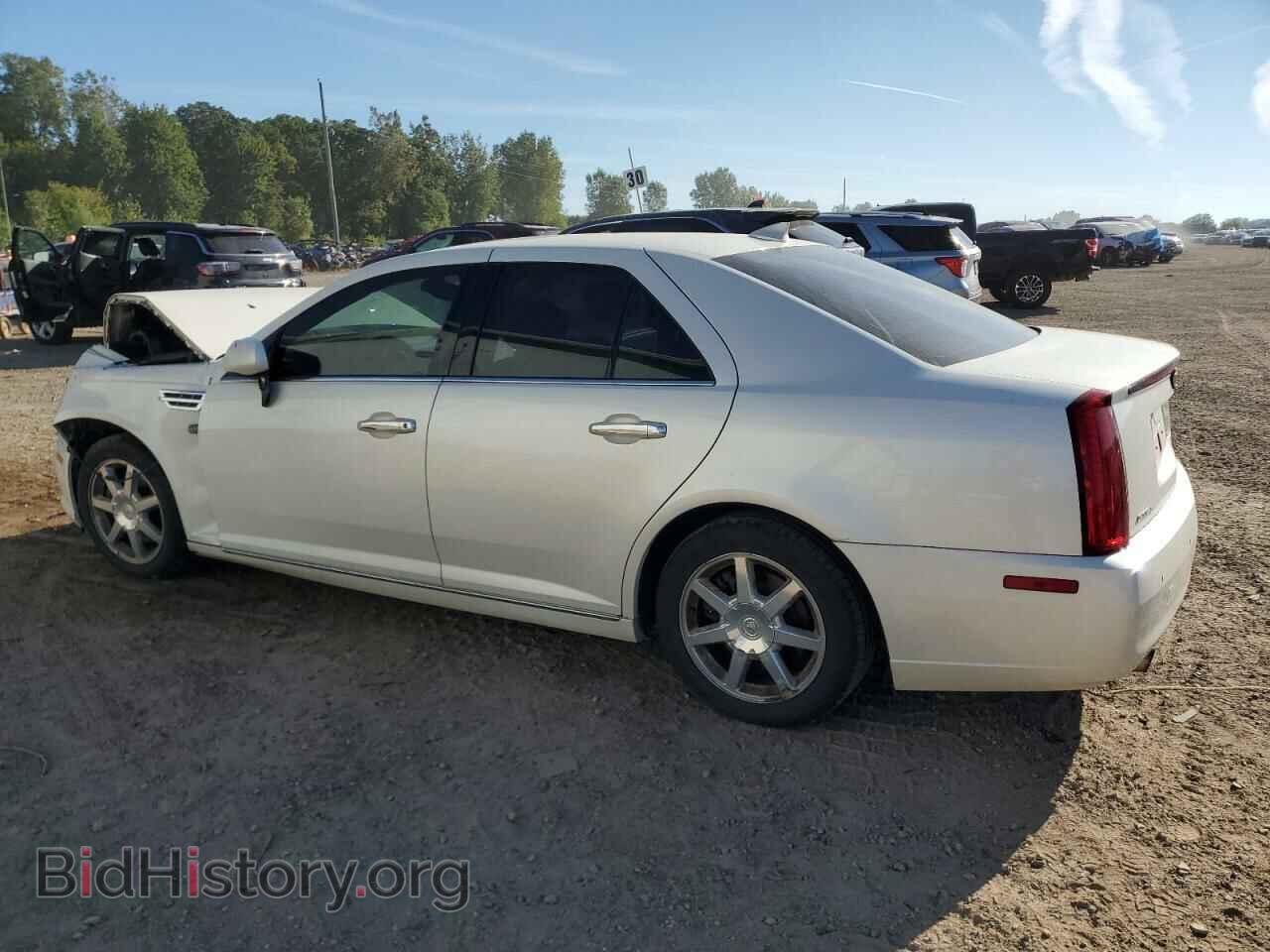 2011 CADILLAC STS - VIN: 1G6DW6ED9B0102630 - Photo 2