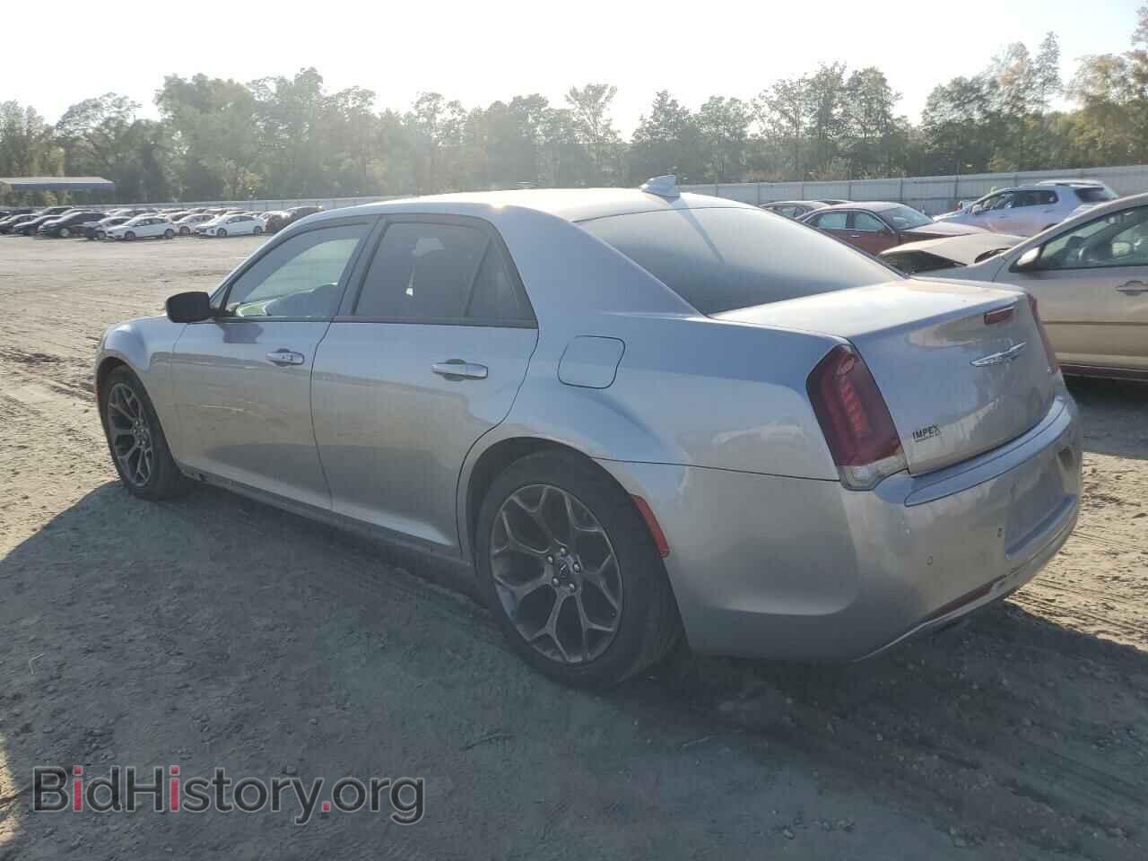 2018 CHRYSLER 300 - VIN: 2C3CCABG8JH295905 - Photo 2