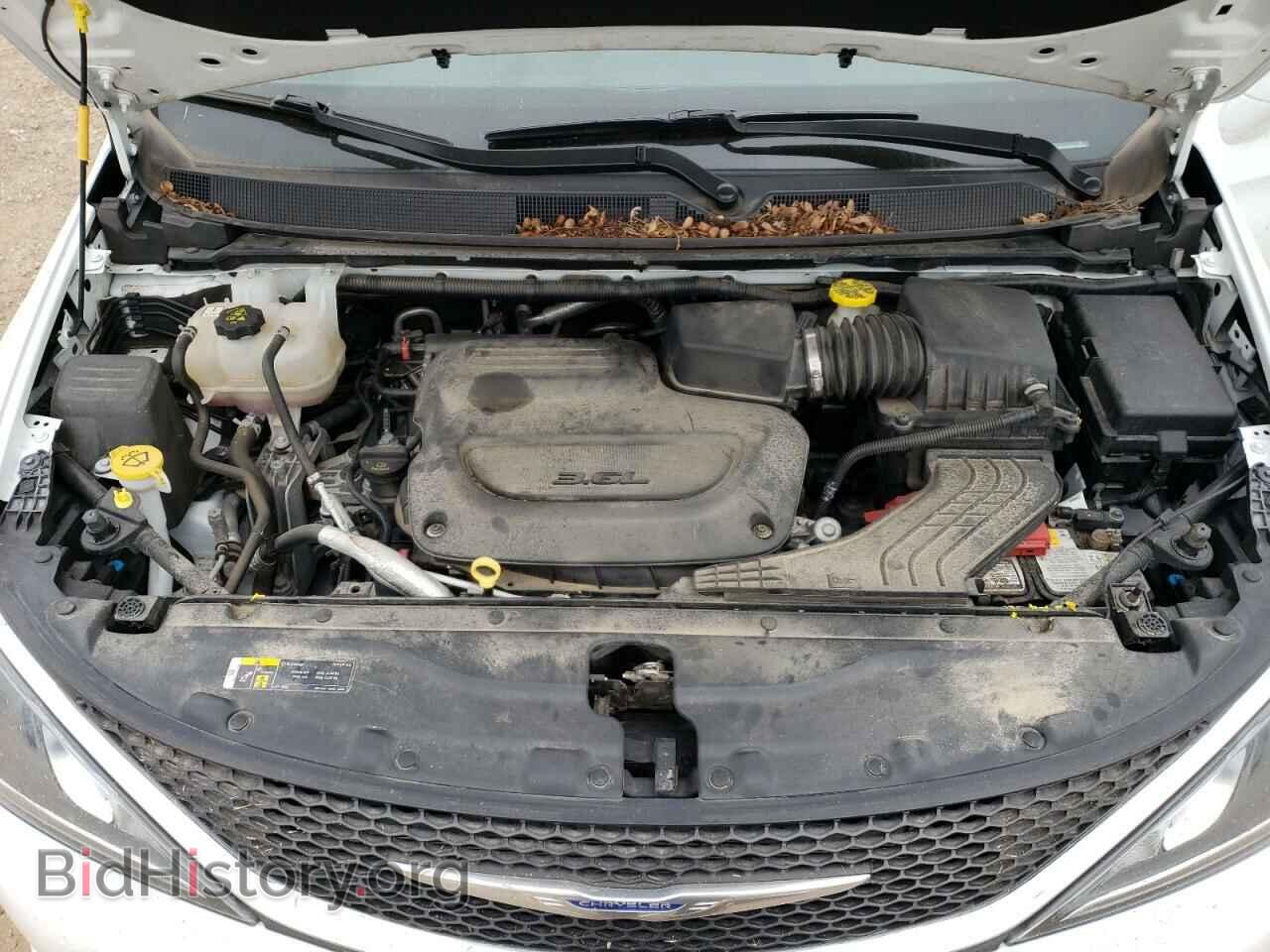 2020 CHRYSLER All Models - VIN: 2C4RC1FG3LR106302 - Фото 12