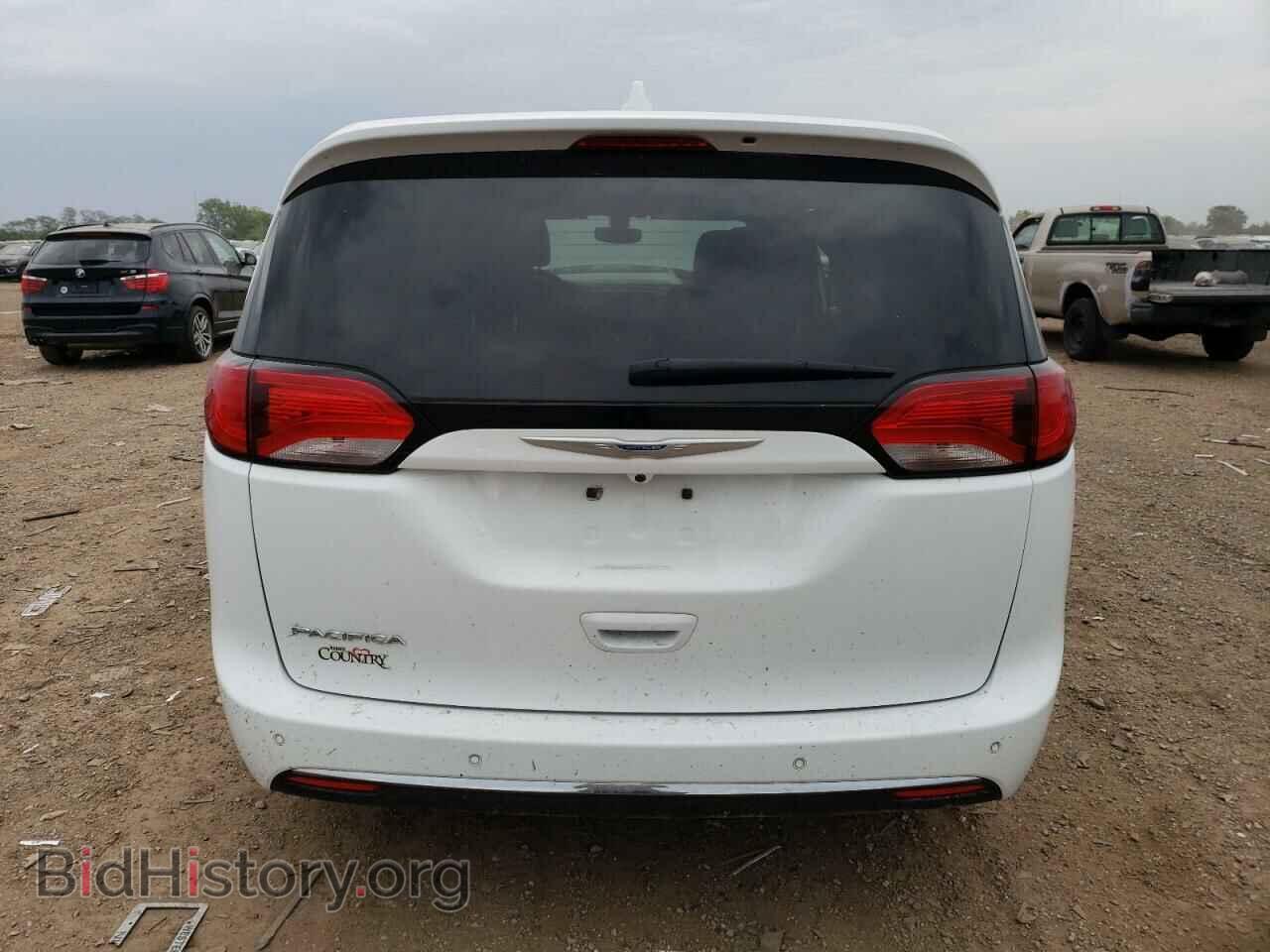 2020 CHRYSLER All Models - VIN: 2C4RC1FG3LR106302 - Фото 6