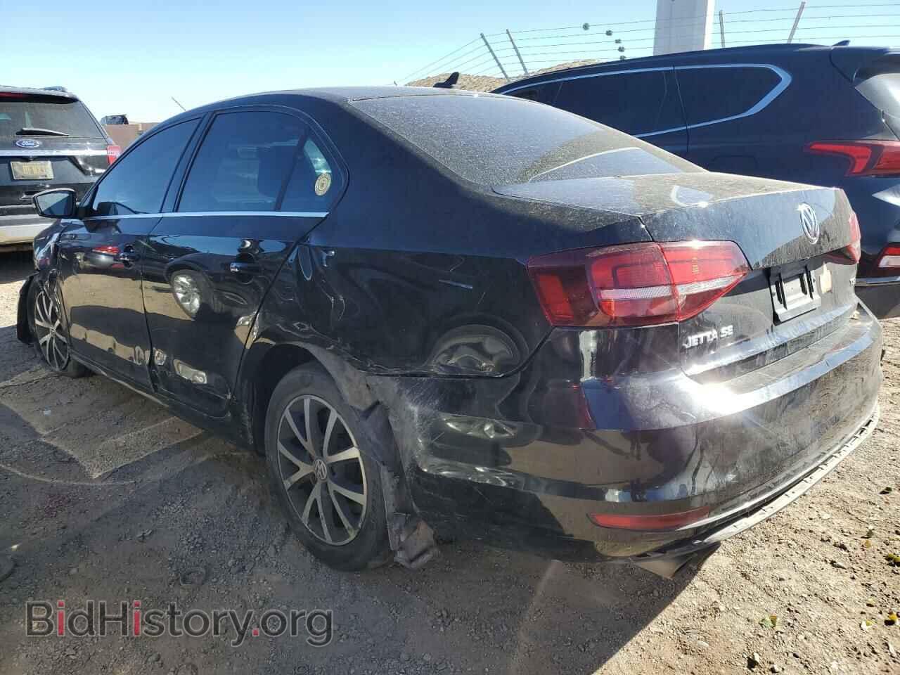 2017 VOLKSWAGEN JETTA - VIN: 3VWDB7AJ2HM276357 - Фото 2