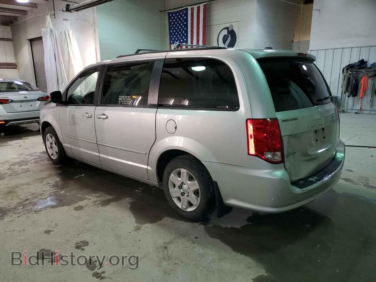 2011 DODGE CARAVAN - VIN: 2D4RN4DG3BR768106 - Фото 2