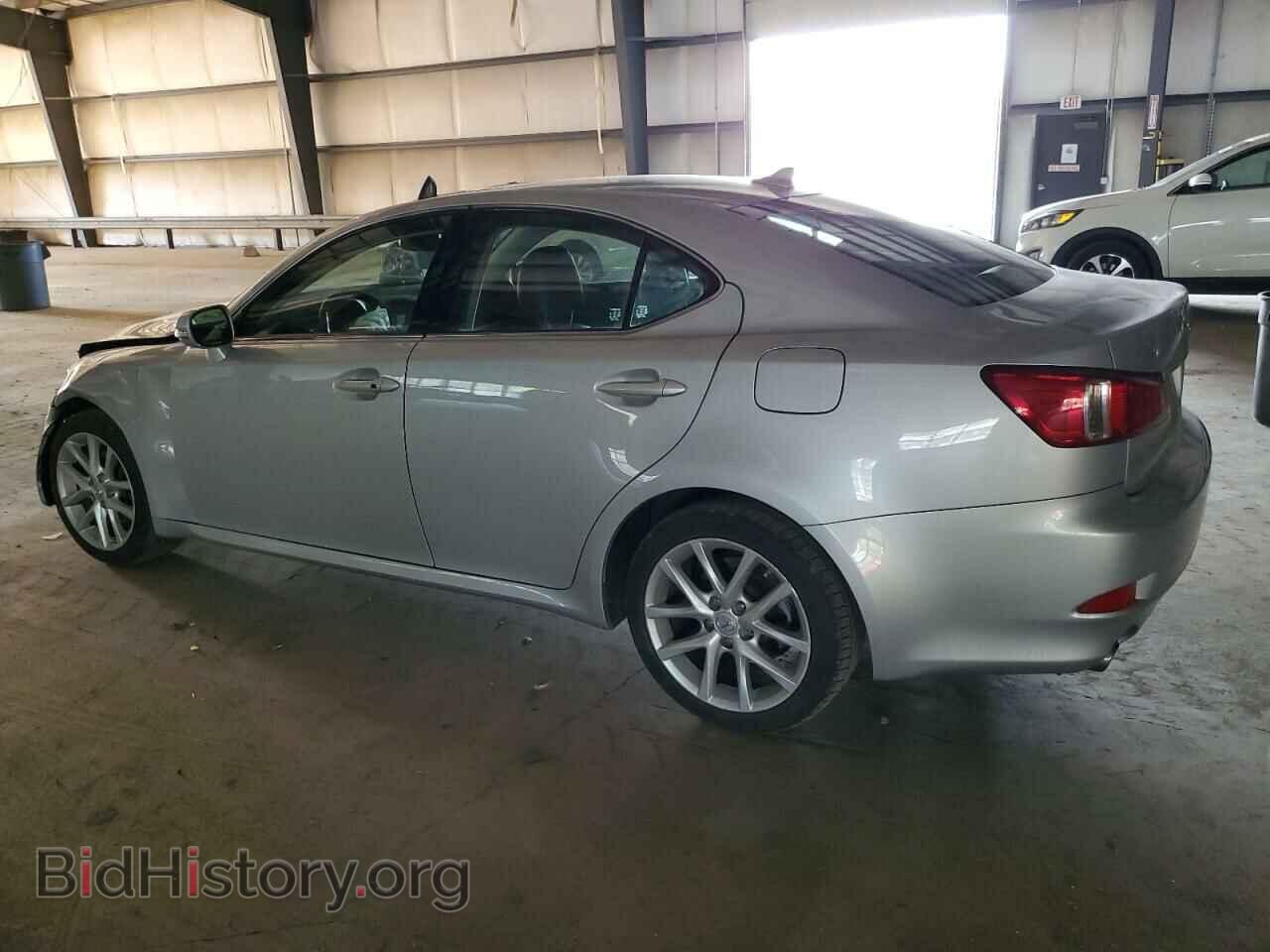 2012 LEXUS IS - VIN: JTHCF5C20C5056063 - Фото 2