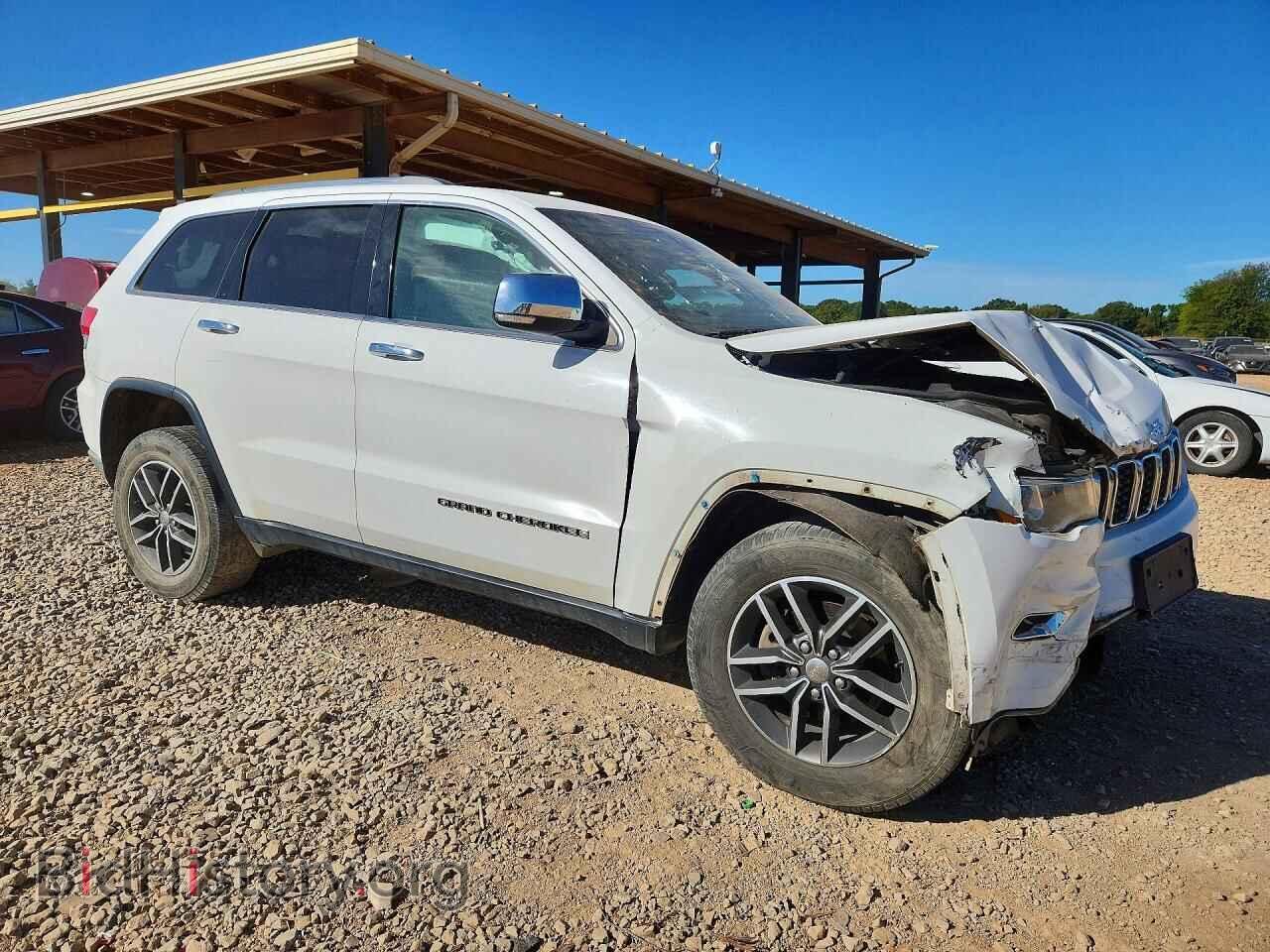 2017 JEEP CHEROKEE - VIN: 1C4RJFBG4HC807018 - Фото 4