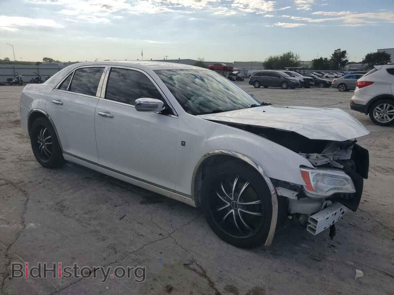 2013 CHRYSLER 300 - VIN: 2C3CCAAG9DH727245 - Фото 4