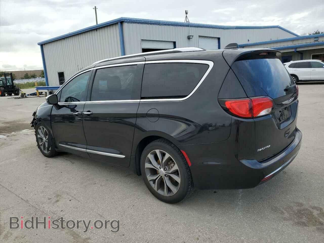 2017 CHRYSLER PACIFICA - VIN: 2C4RC1GG9HR706103 - Фото 2