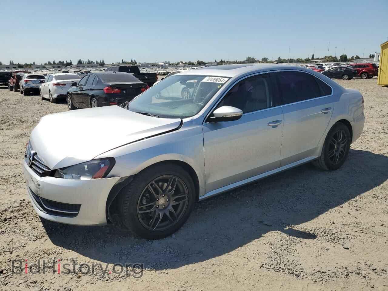 Photo 1VWBP7A32CC025892 - VOLKSWAGEN PASSAT 2012
