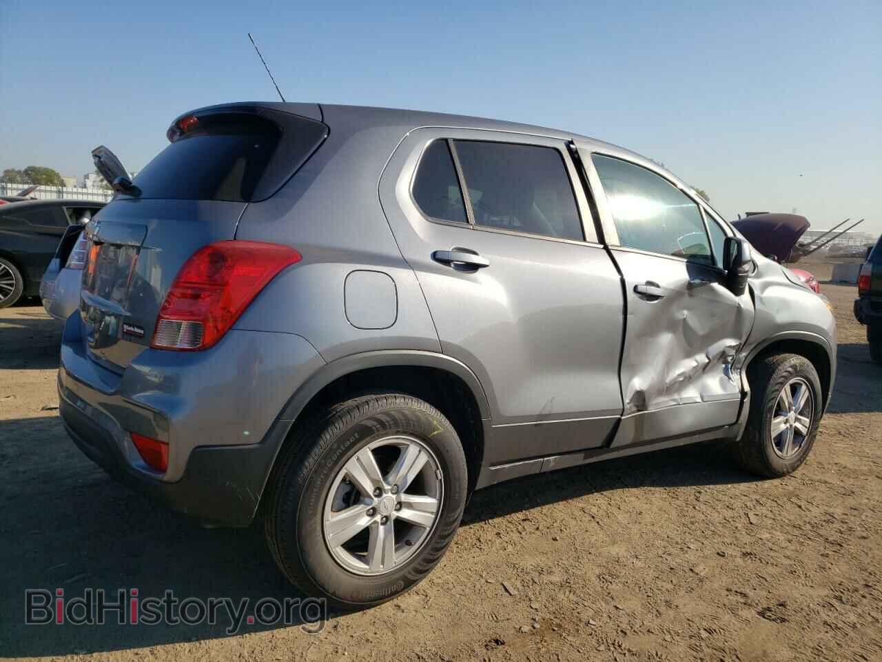 2020 CHEVROLET TRAX - VIN: 3GNCJNSB1LL180464 - Фото 3