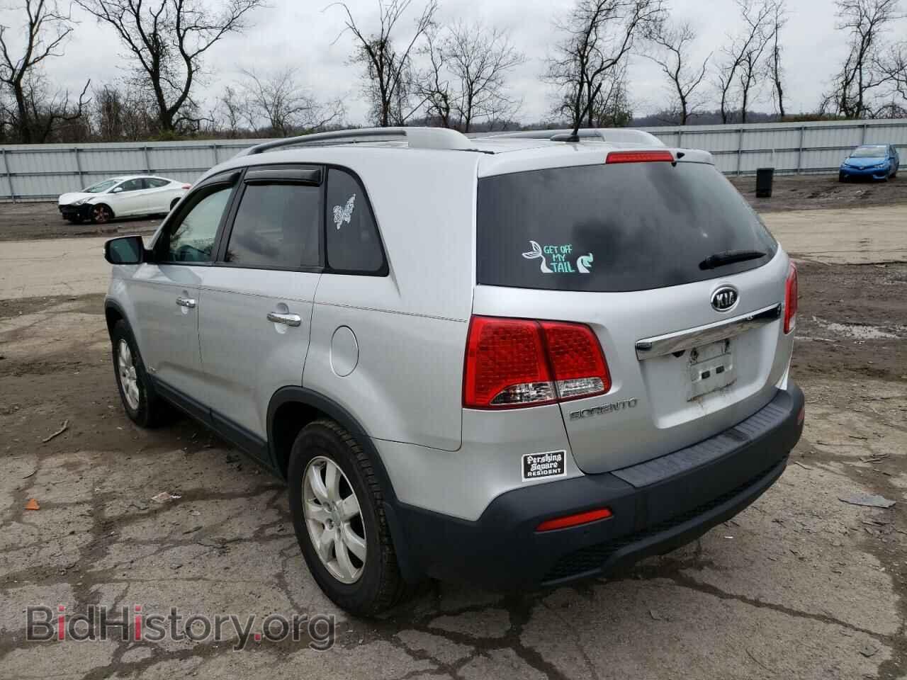 2012 KIA SORENTO - VIN: 5XYKTCA69CG223821 - Фото 2