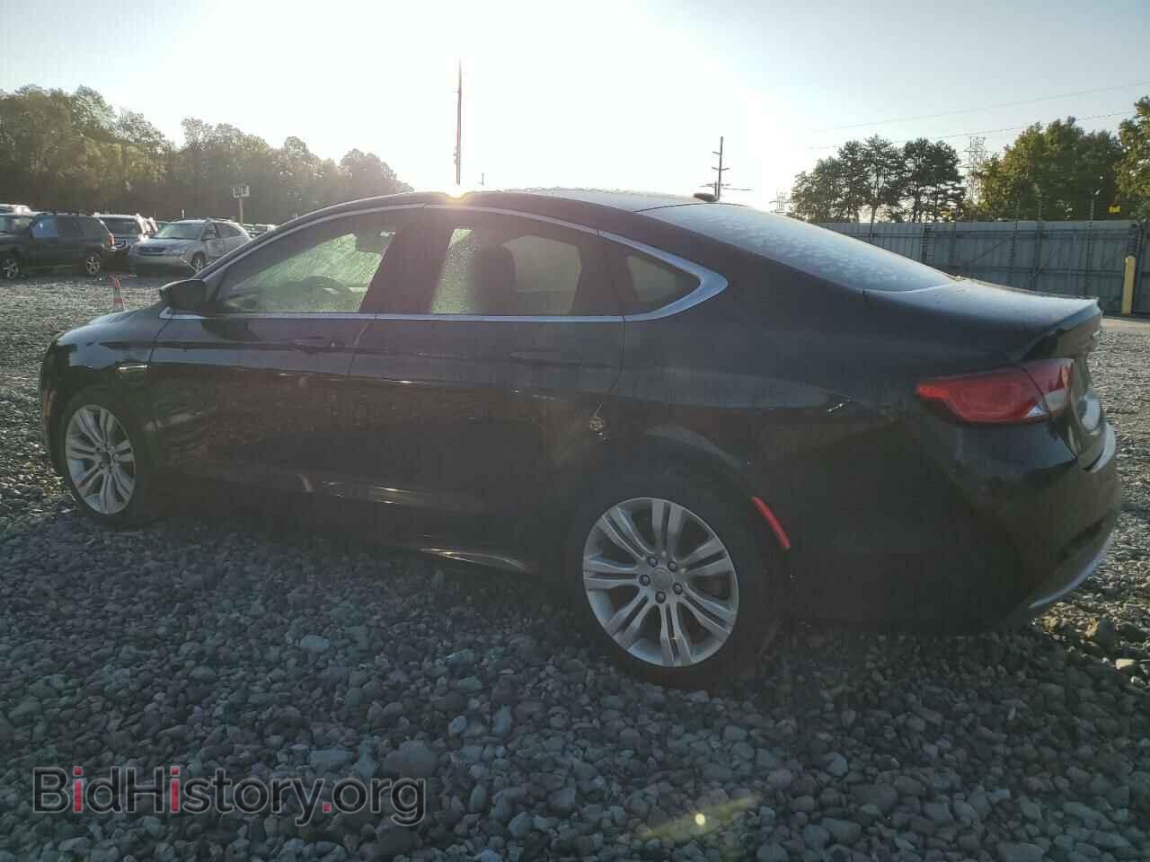 2015 CHRYSLER 200 - VIN: 1C3CCCAB7FN543397 - Фото 2