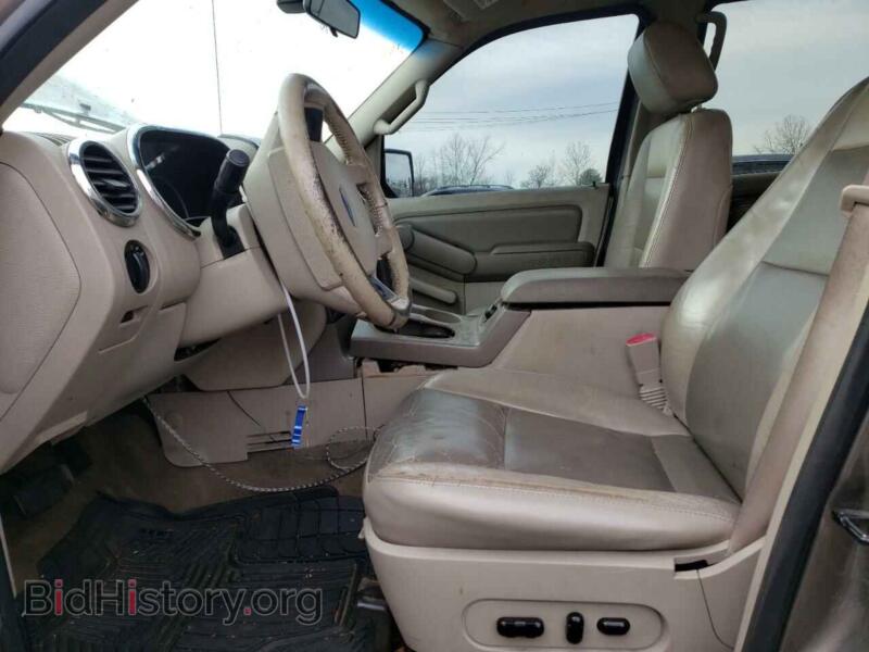 2006 Ford EXPLORER (VIN 1FMEU73E56UB65582) — photo 7 of 13